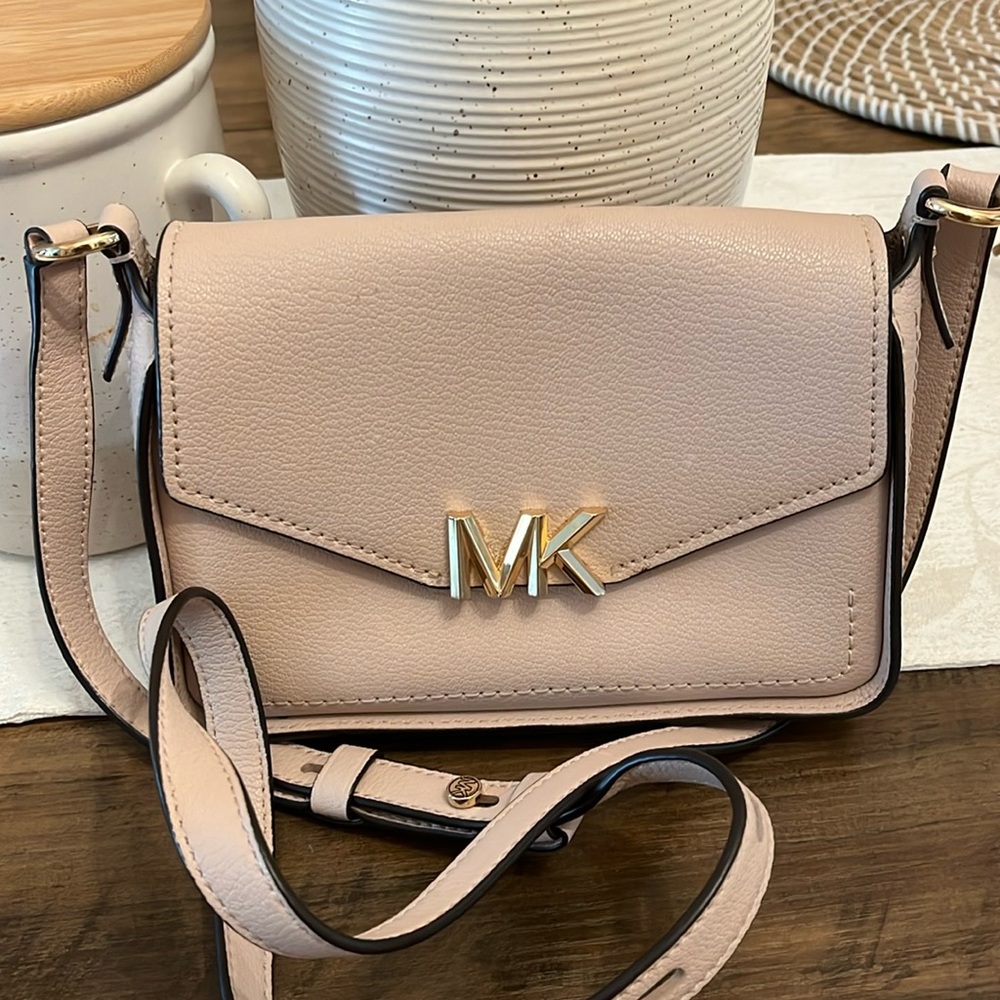 Michael Kors crossbody bag
